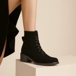 botki skórzane barefoot na obcasie